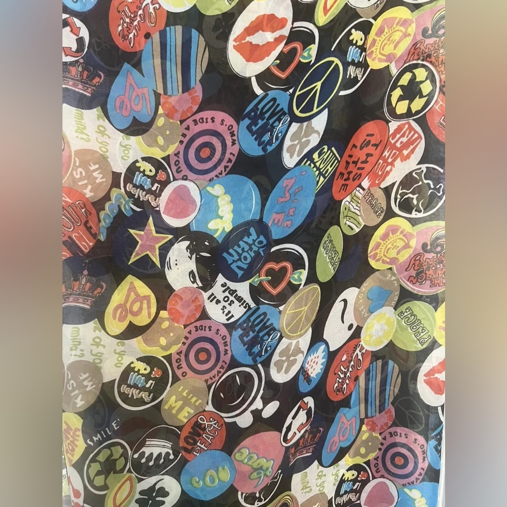 Moschino Silk Peace and Love Activist Button Scarf. - Picture 4 of 13